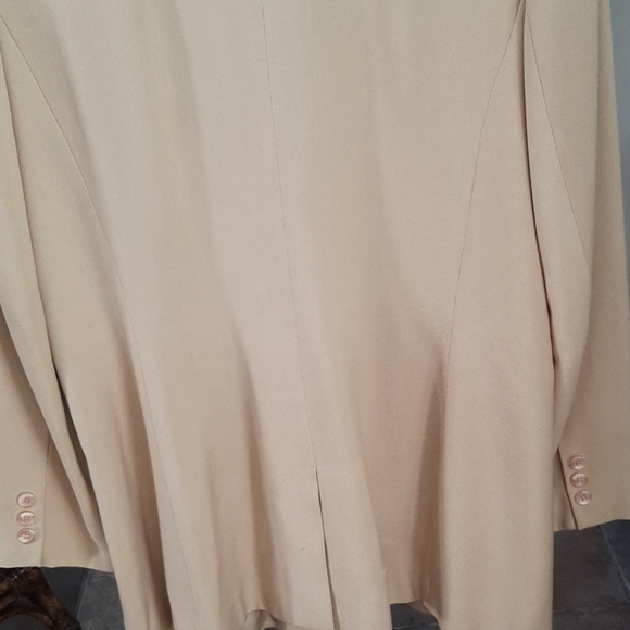 Jacket - Picture 3 of 3